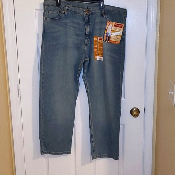 Wrangler Other - 👖 Wrangler Jeans